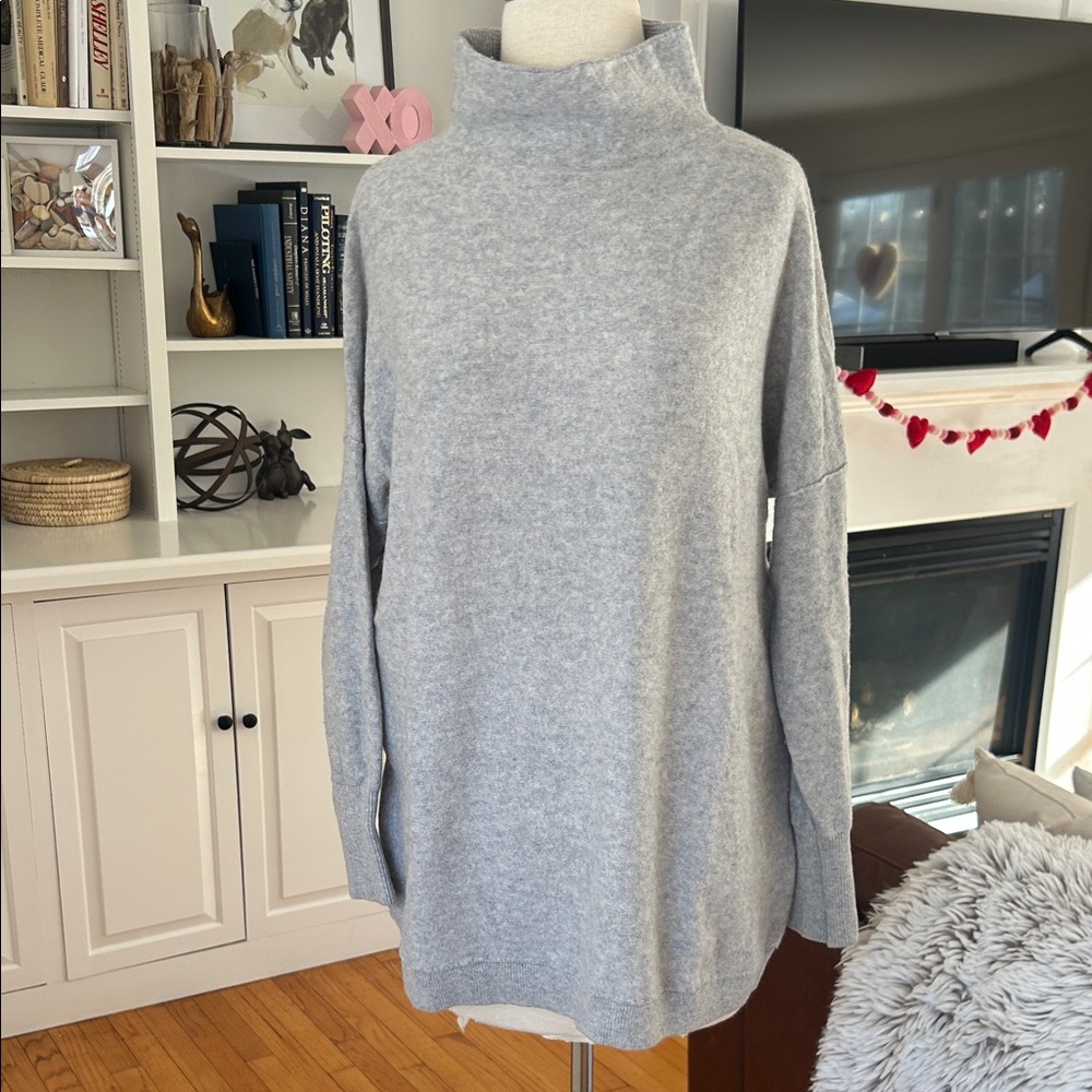 Cashmere Free People Light Gray Turtleneck Sweater